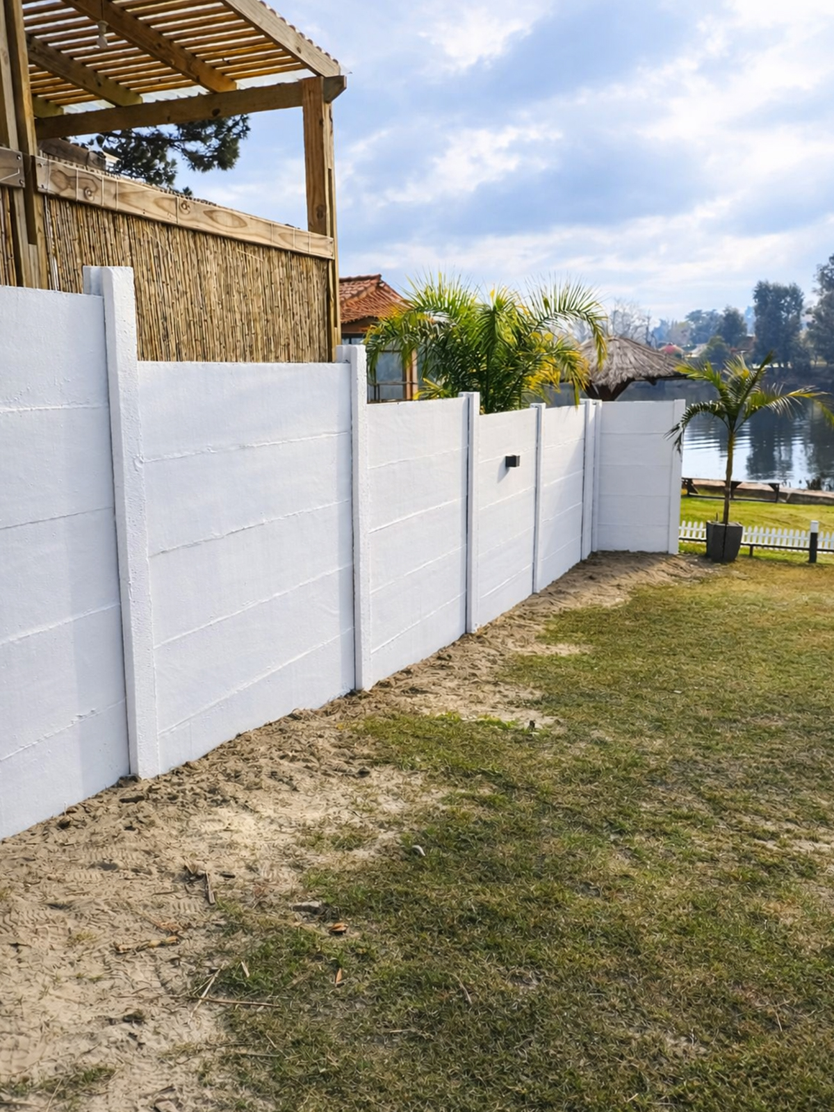 Muro premoldeado - Predio Residencial El Pinar